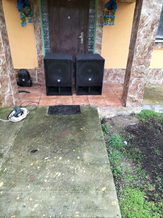 Basi 18 600rms si sateliti 15 rcf bynacord fbt