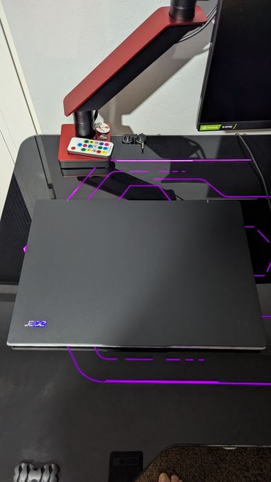 Vând Laptop Acer Swift 16 AI SF16-71T-932H 2024 Nou/OLED/Preț Fix 5200
