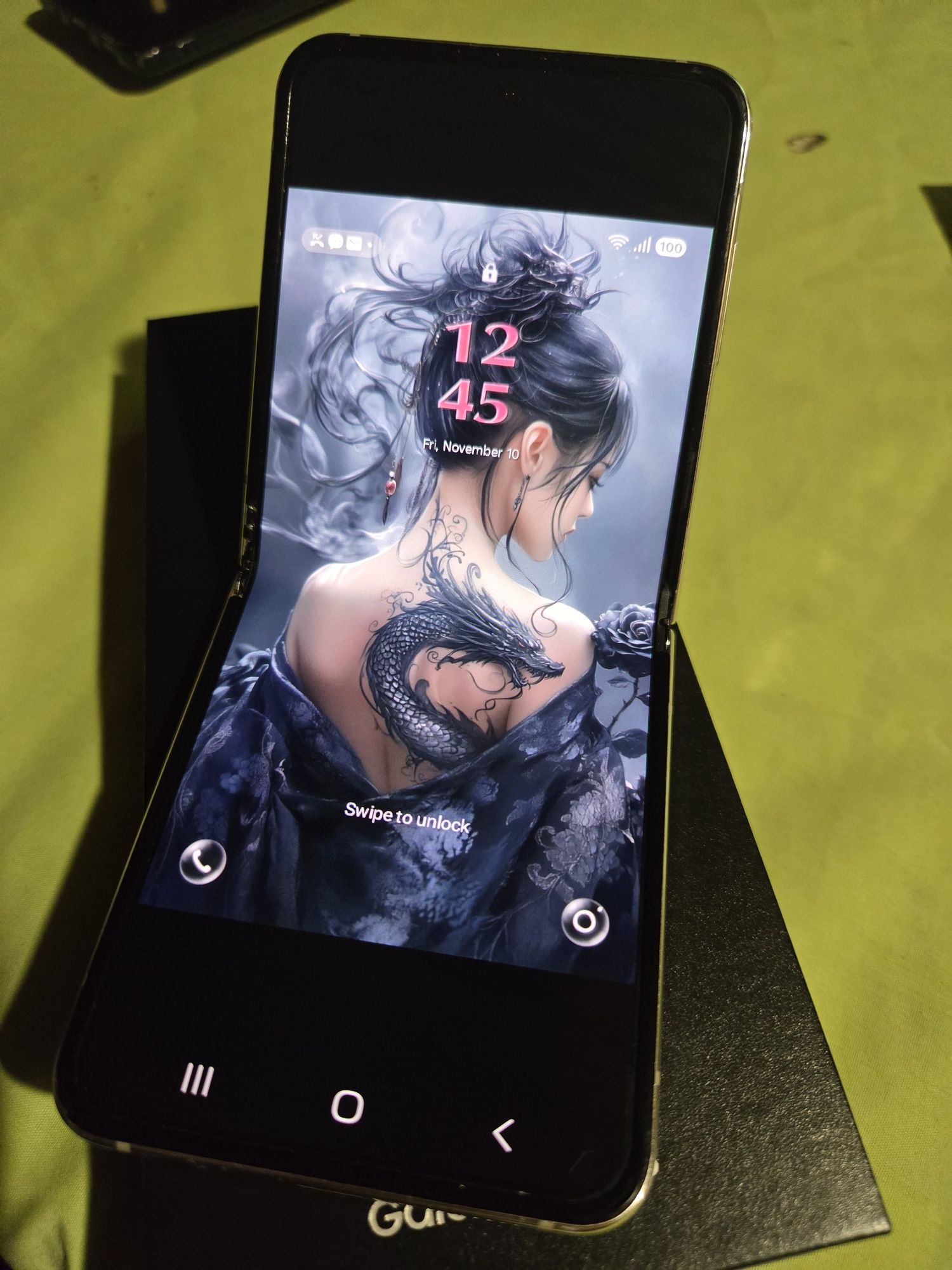 Samsung galaxy z flip 5