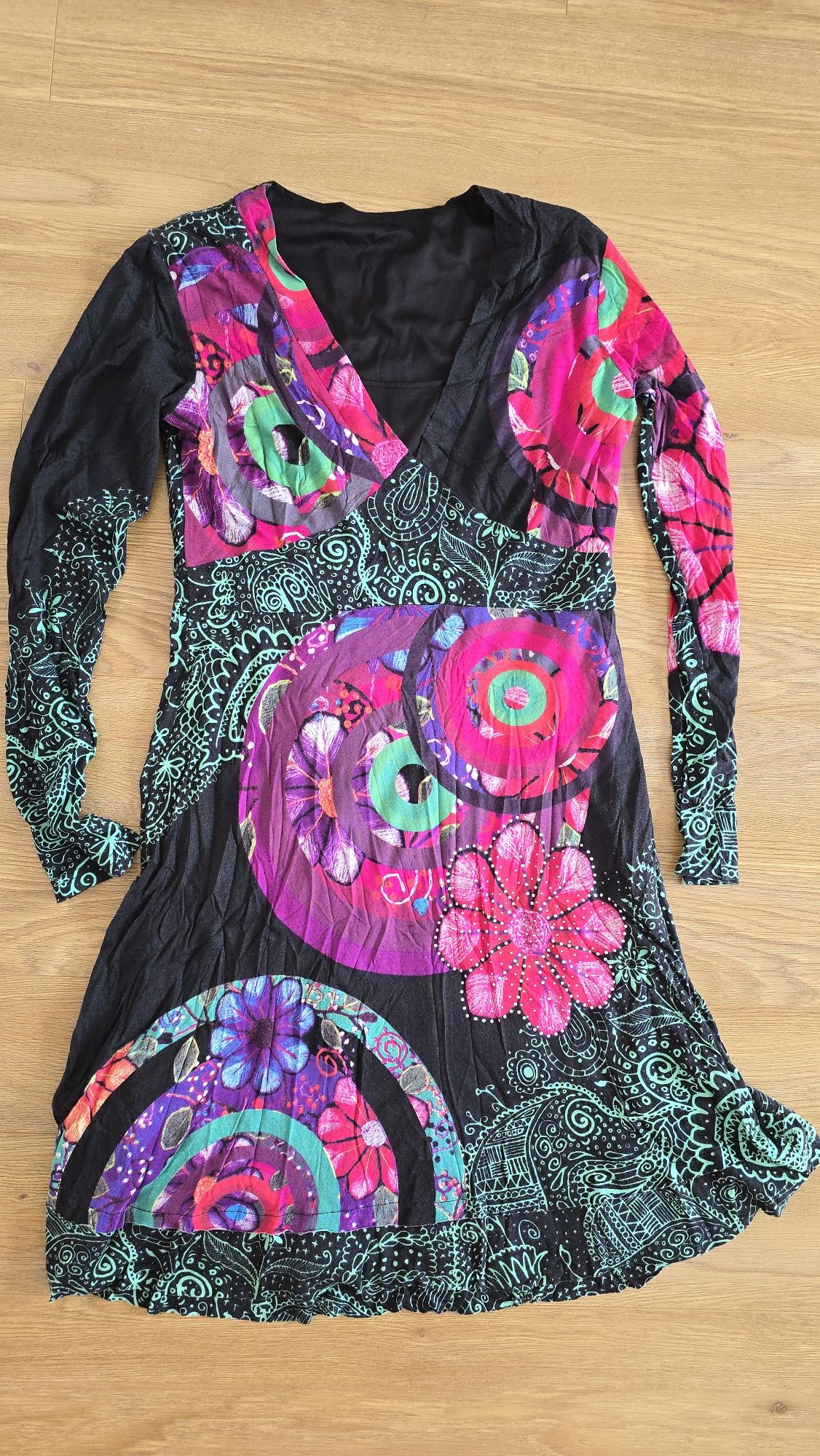 Рокля Desigual размер М/L