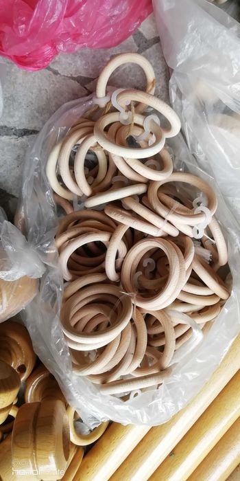 Дървени (бук) корнизи с халки