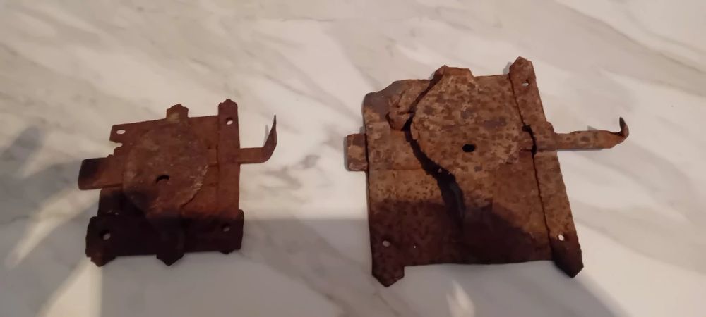 Стари възрожденски брава.