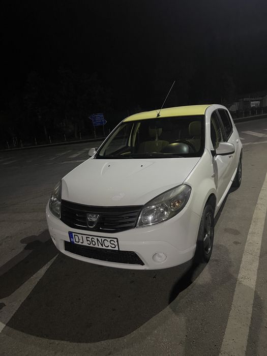Dacia sandero 1.2 benzina/gaz Ac  an 2012