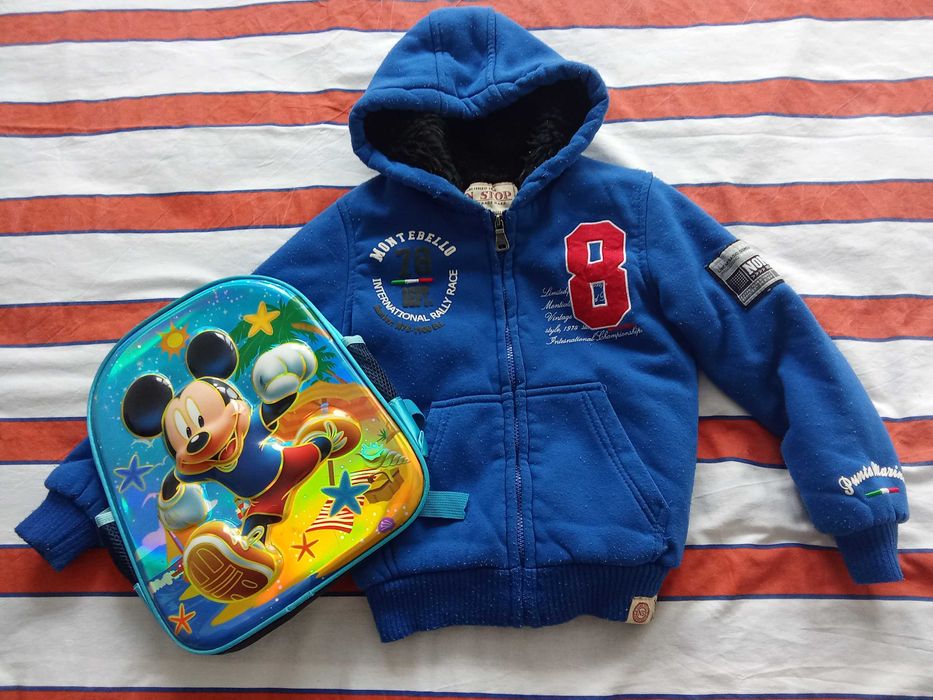 Суитшърт 116 см. и раница за 15 лв.