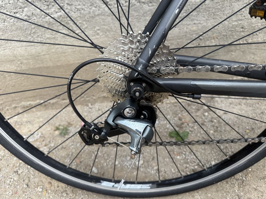 Giant cursuiera tiagra