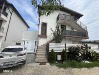 Vând apartament in vila, 3 camere 77m2 + terasa + spatiu comercial!