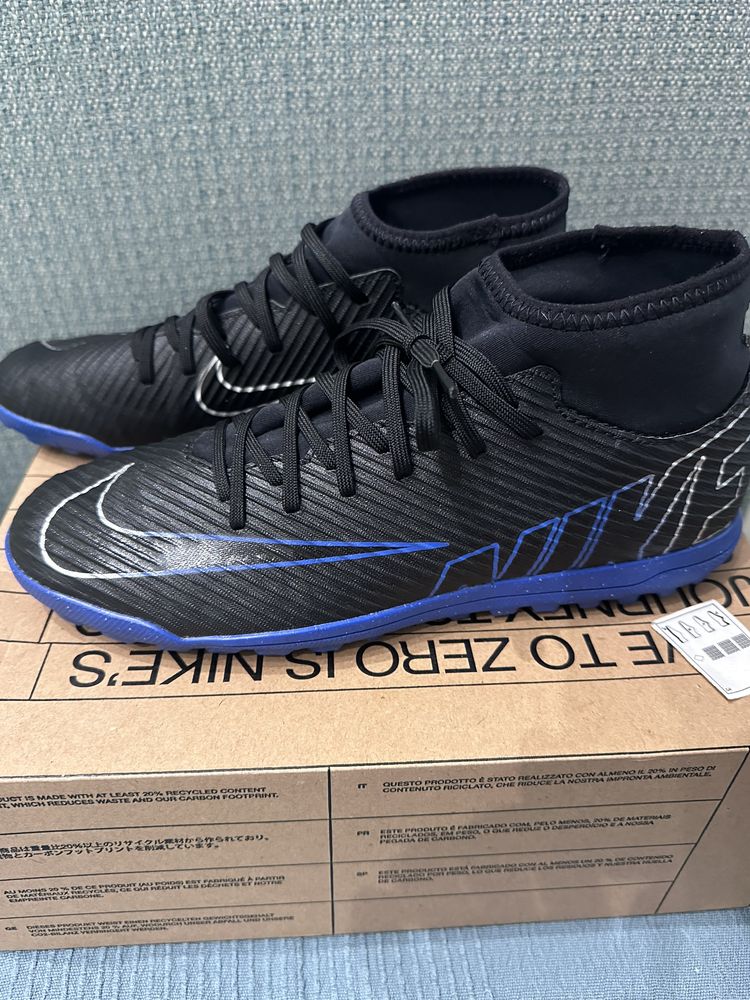Футболни стоножки Nike Mercurial