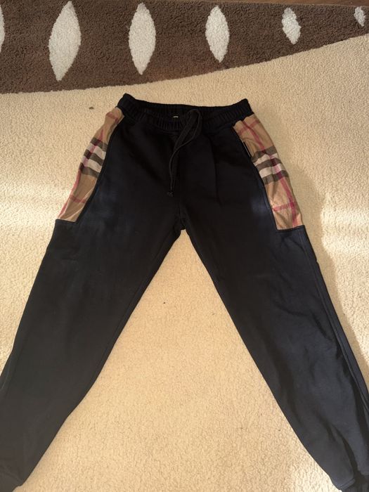 Панталон на Burberry
