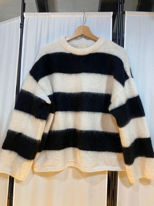 Пуловер H&M от мохер и вълна с черно-бяло райе