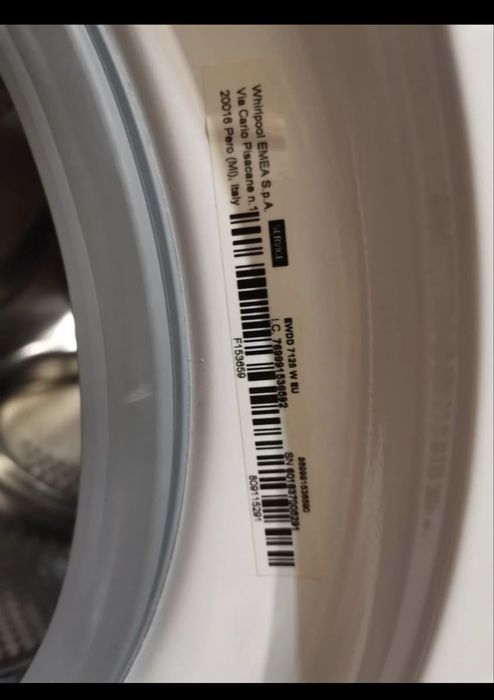 Indesit Комбинирана пералня и сушилня