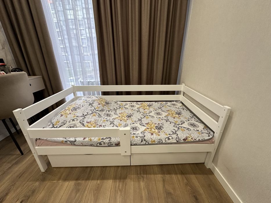 Продам детскую кровать.