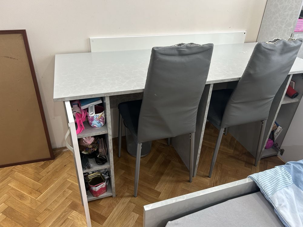 Цялостно спално обзавеждане