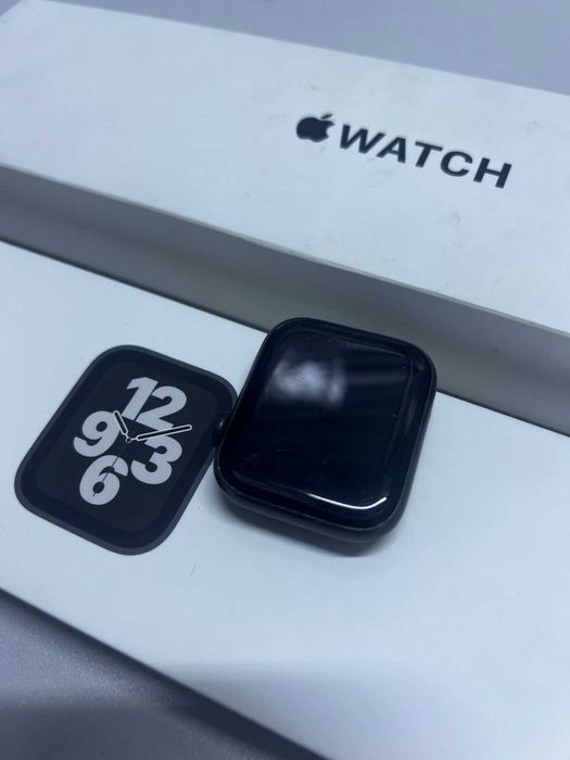 Смарт часы Apple Watch Series SE 44mm (Аксу)