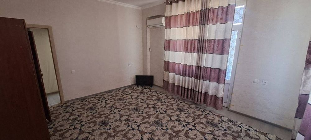 7-мкр.да жойлашган 3 хонали квартира ижарага берилади