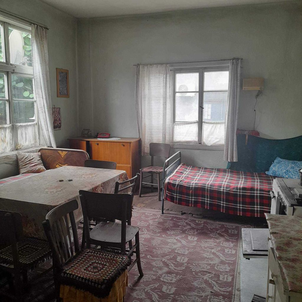 Продава се Къща в с. Радуил, Област София-област - 62 кв.м за 551 €/кв.м - Снимка #4