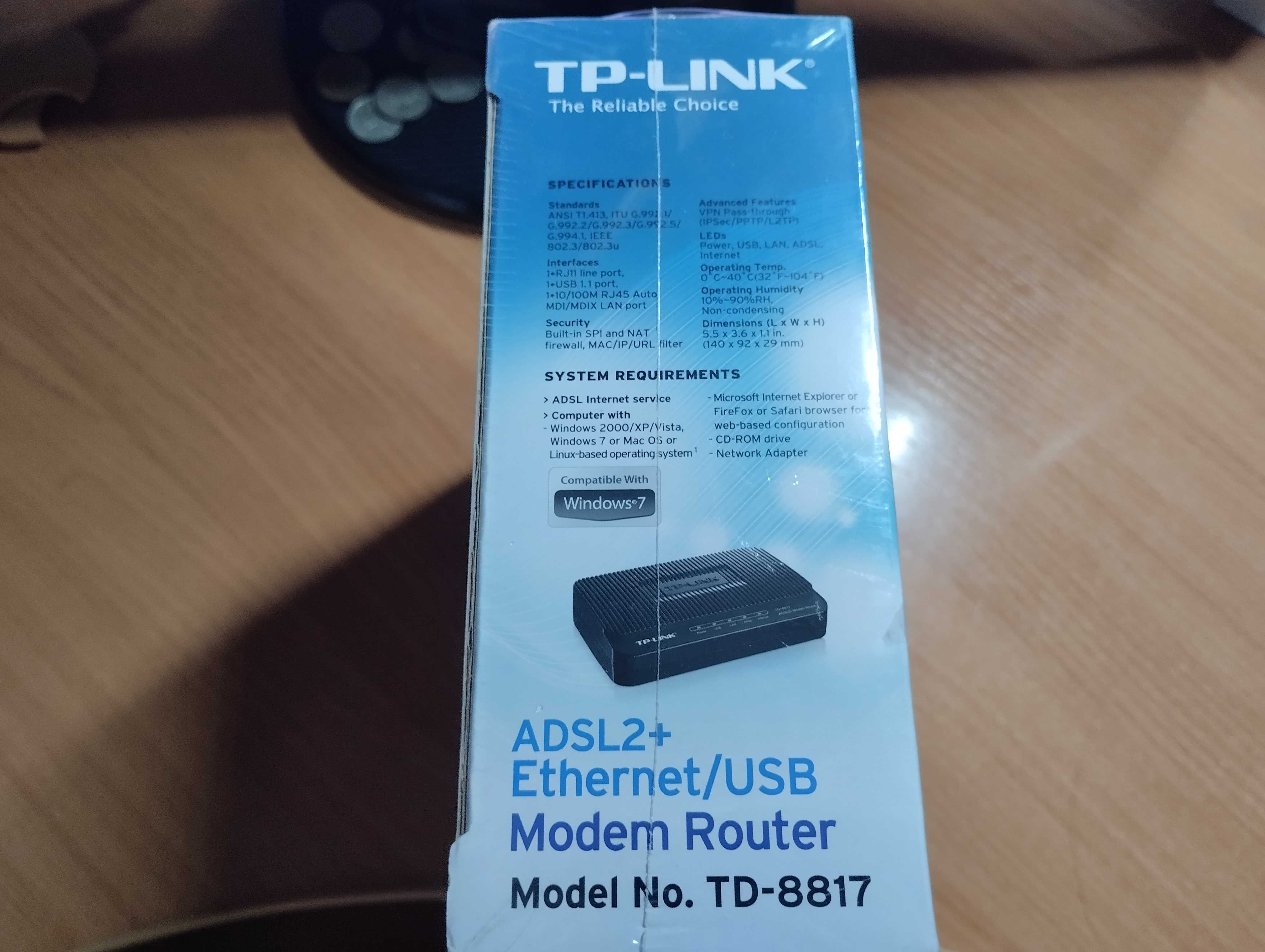Маршрутизатор со встроенным модемом  TP-LINK TD-8817
