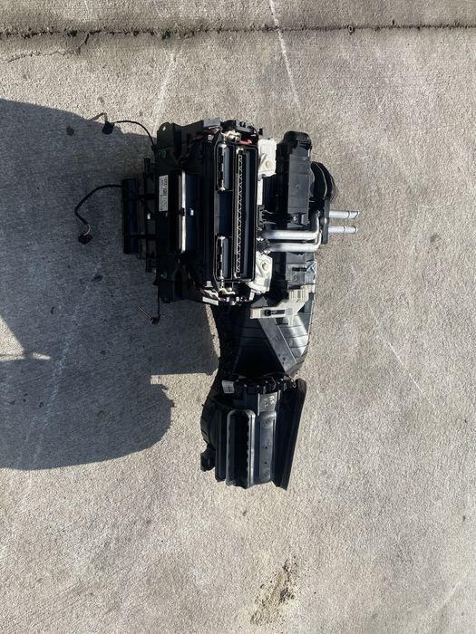 Grup caldura Audi A4 A5 B8 volan stanga Europa