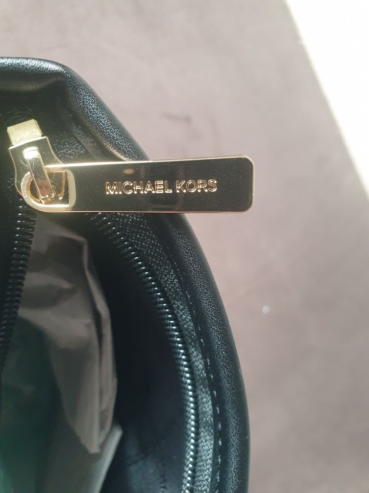 Дамска чанта Michael Kors