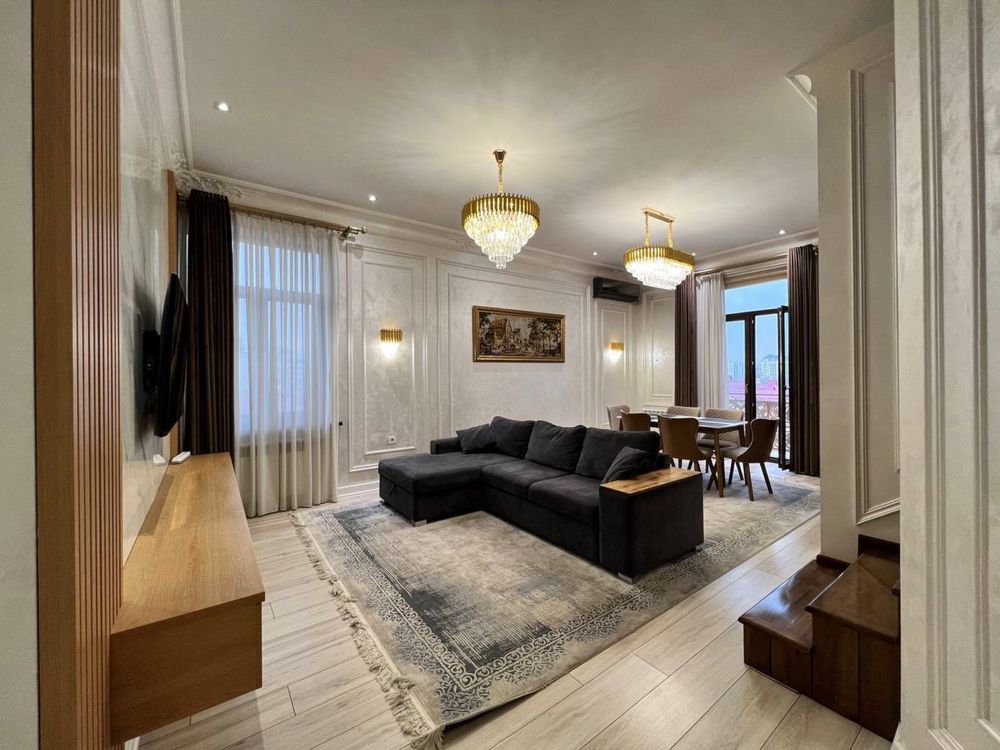 MIRABAD PALACE 4/7-8/10 150м2