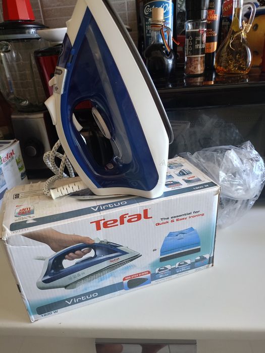 Vând fier de calcat tefal,diferite culori,nou , calitate.