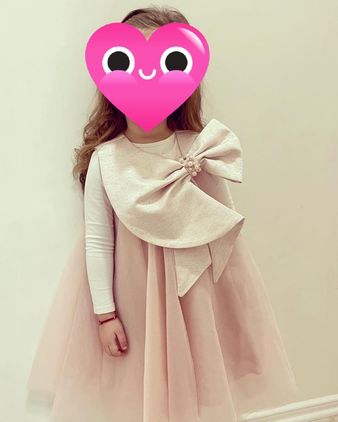 Детска рокля в розово