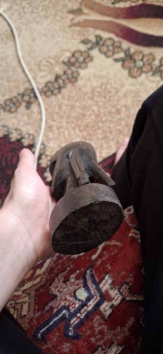 Ръчно изработена абаносова дърворезба – африкански бюст