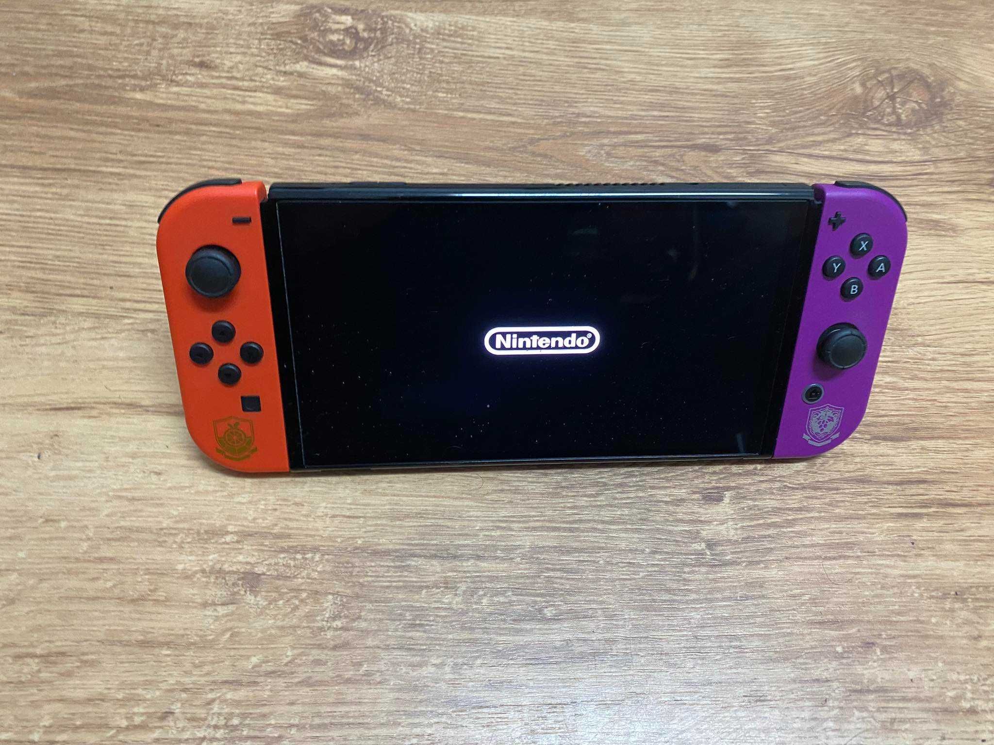 Nintendo Switch OLED - Pokèmon Scarlet & Violet Limited Edition