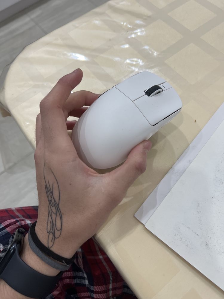 мышка vxe r1 se+