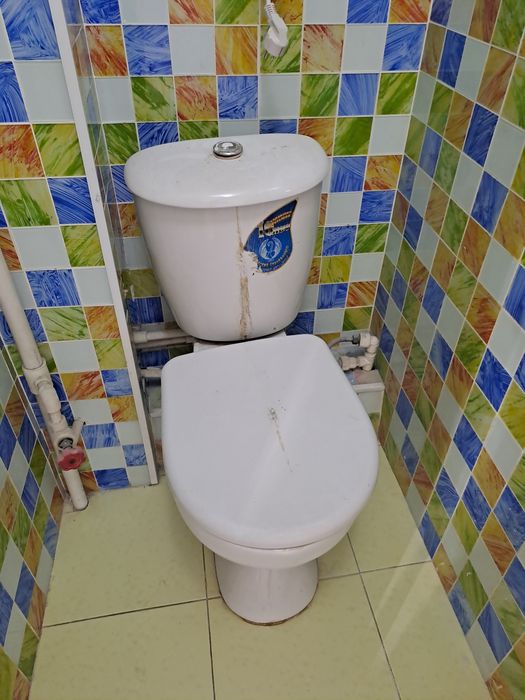 Продам унитаз бу