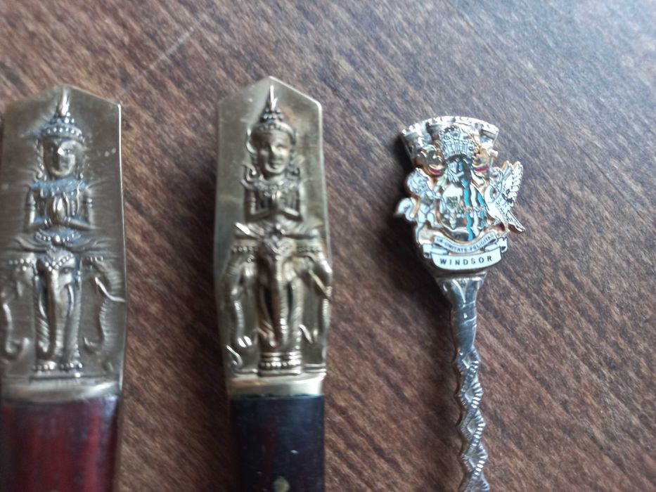 Чаши, купички, чайник, бурканчета, термос, ароматизатори, прибори Буда