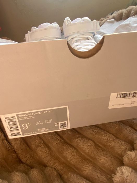 WMNS Air Force 1 '07 Mid