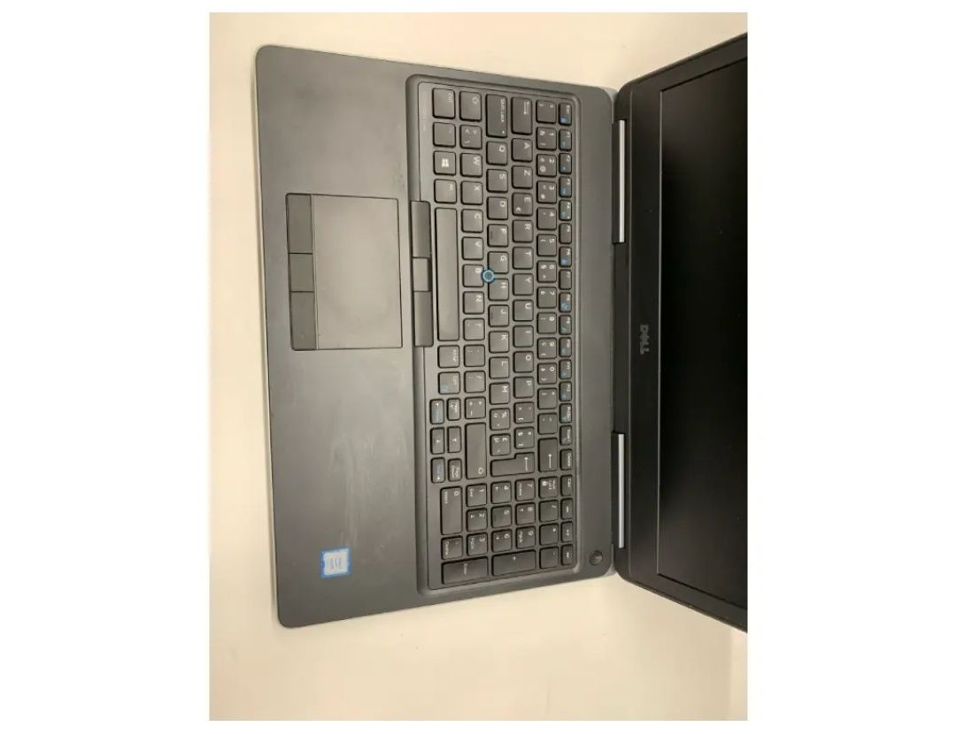 Dell precision 7520