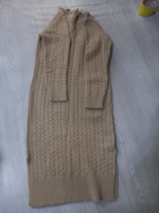 Ayollar kiyimini berib yuboraman.