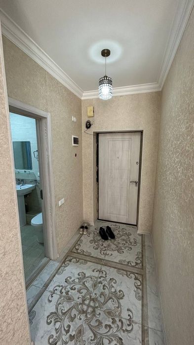 Малика бозор, Рабочий городок олдида ижарага бериладида 1/2 хона кв_