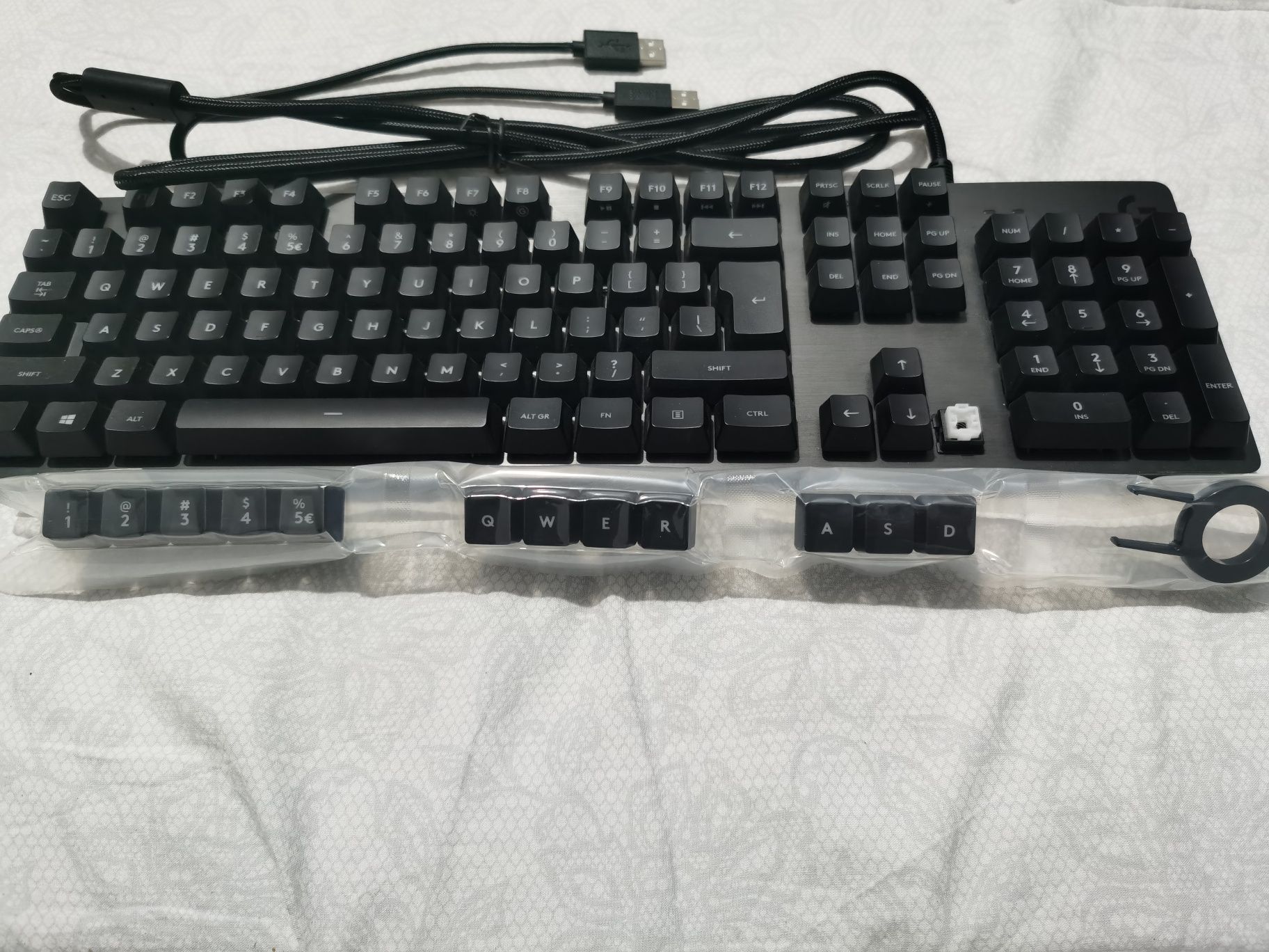Tastatura Logitech g413