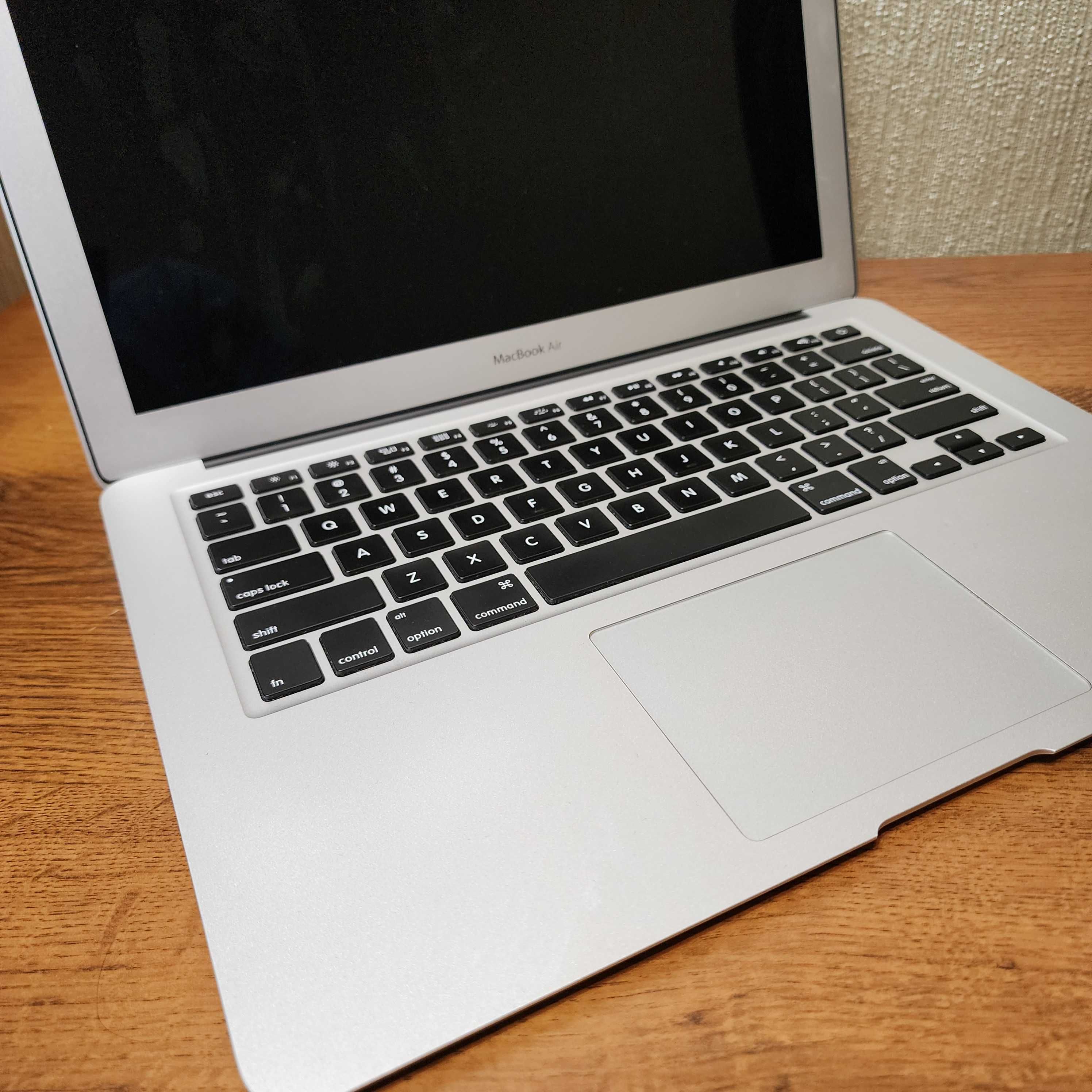 MacBook Air (13-inch, Early 2015) 8/256ГБ