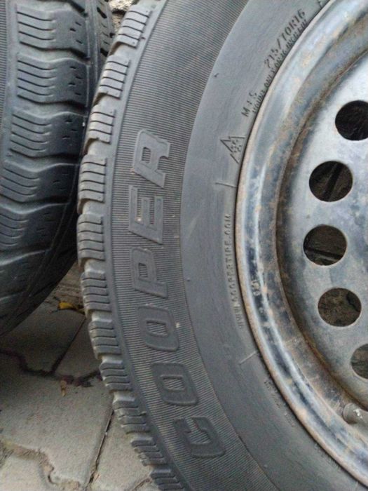 Roti de iarna 215/70/16