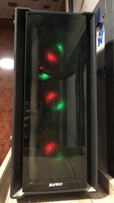 Kompyuter lar sotiladi 4 ta