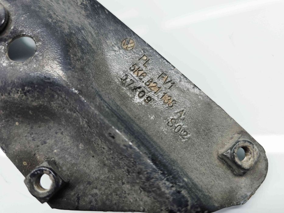 Suport aripa stanga fata Volkswagen Golf 6 (5K1) [Fabr 2009-2013] 5K68