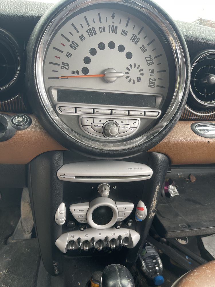 Mini Cooper 1.6 i на части
