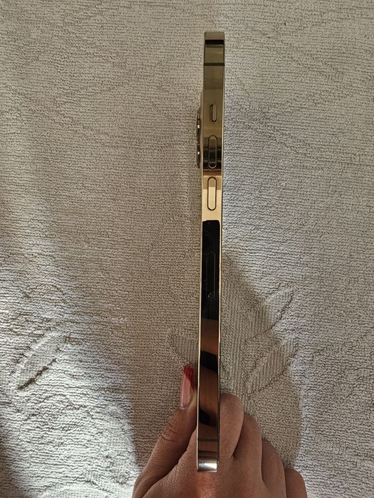 Vând iPhone 12 Pro Max – 128 GB, Gold – Ca nou!