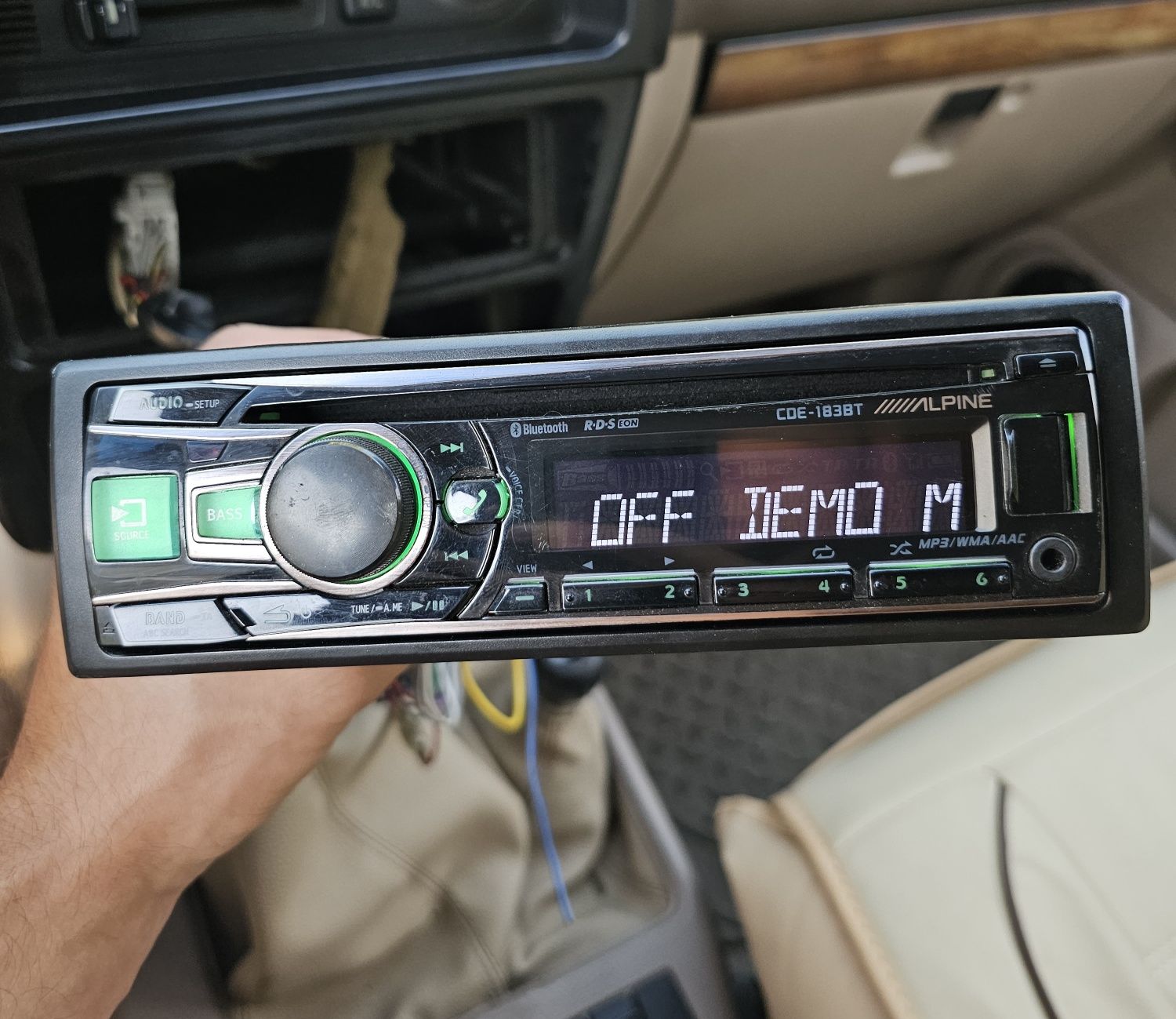 Alpine cde-183bt автомобилен cd плеър (car audio spl)
