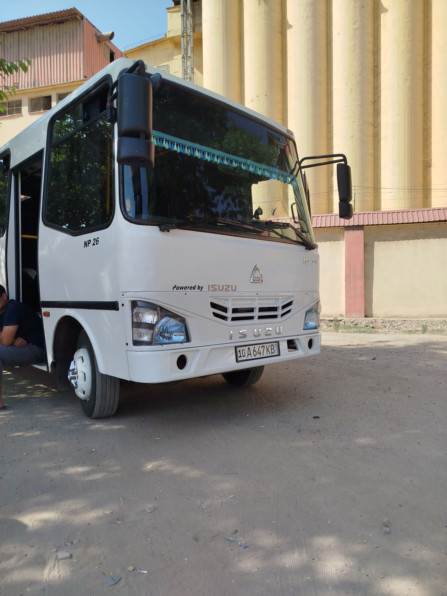 Zakaz aftobus va mikro aftobus xizmati