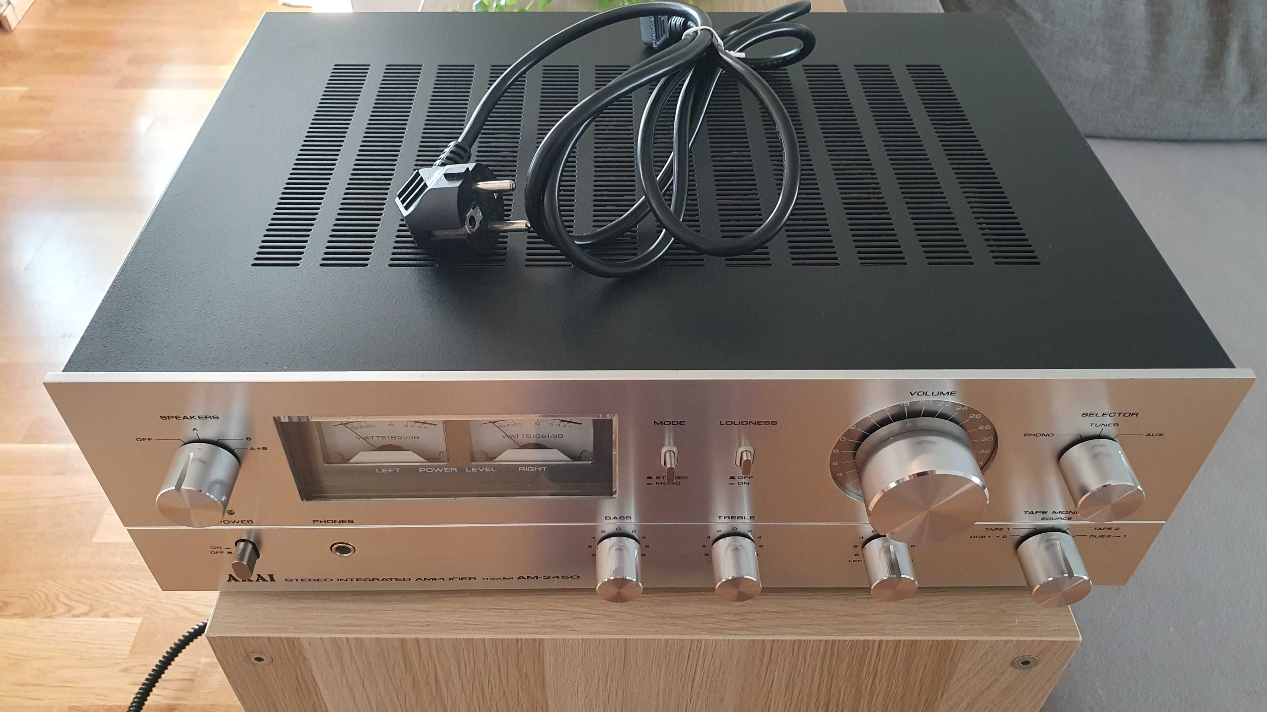 Amplificator Vintage AKAi AM 2450