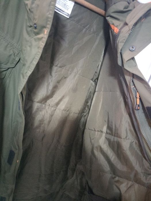 Geaca Iarna Cambodgia