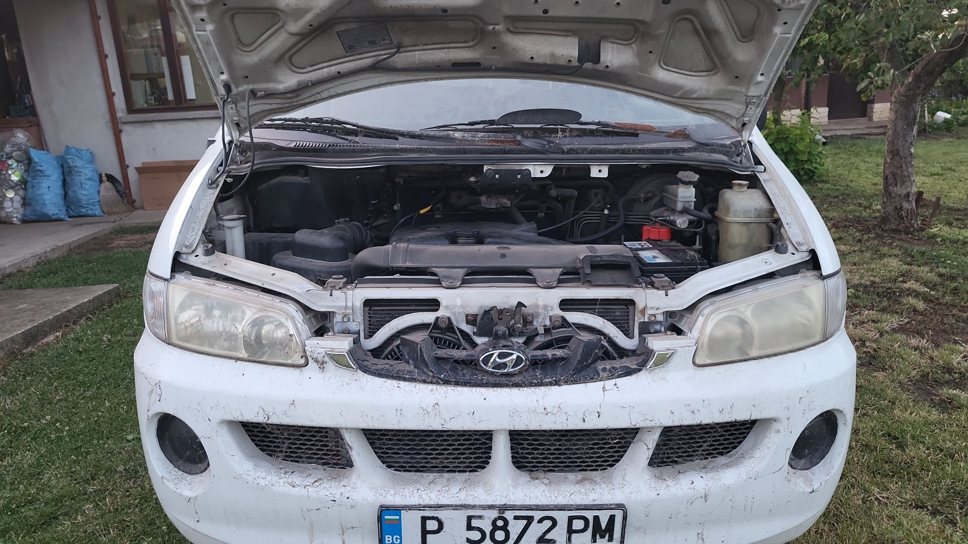 Hyundai   h-1  5+1