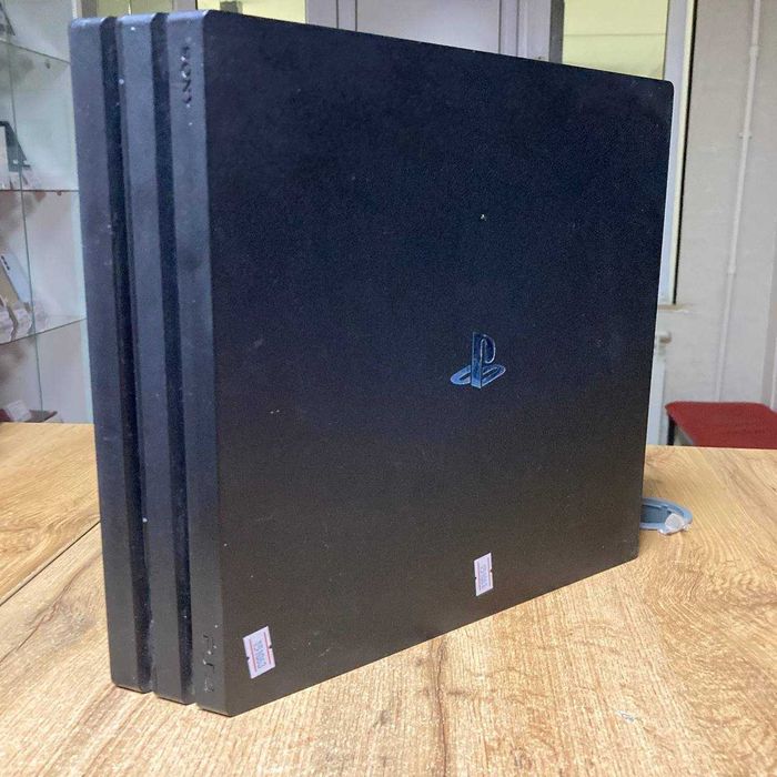 Игровая приставка Sony PlayStation 4 Pro 1TB / sk151063