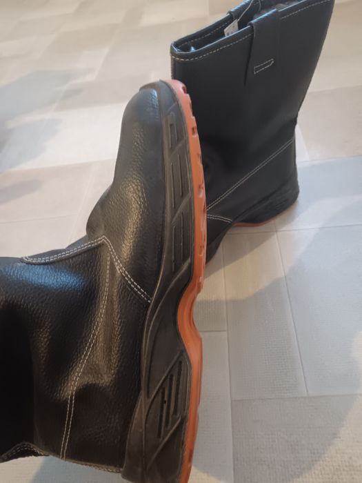 Зимняя спец.обувь