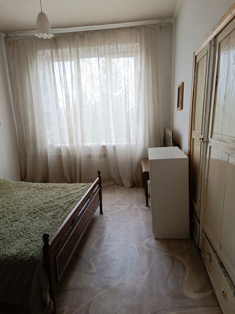 Продам трёхкомнатную квартиру