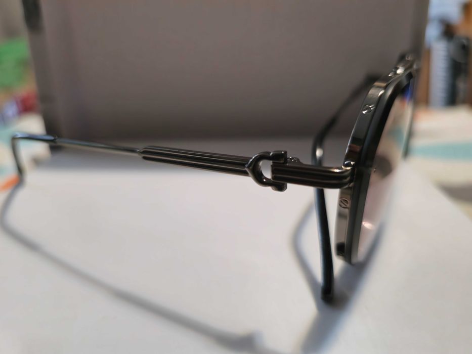 Ochelari de soare Cartier lentila neagra, rama argintie